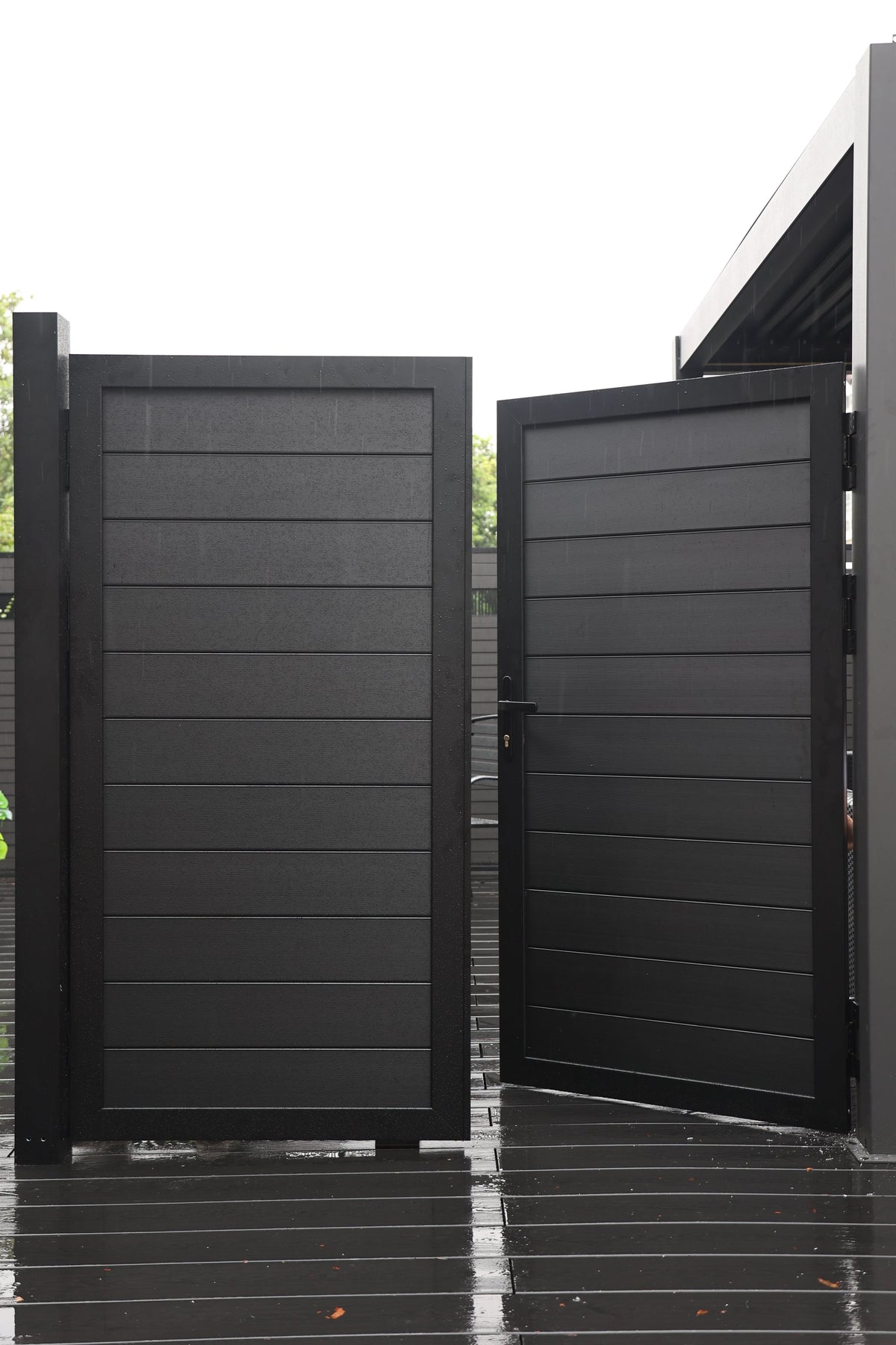 Aluminum Premium Fence Gate 10x6 – Modern, Heavy Duty, Full Privacy - Wall Forma