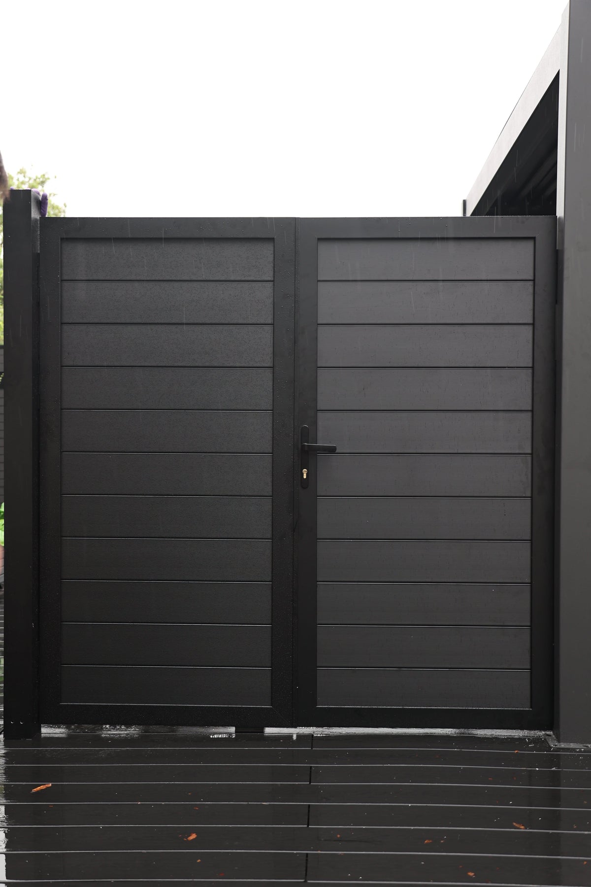 Aluminum Premium Fence Gate 10x6 – Modern, Heavy Duty, Full Privacy - Wall Forma