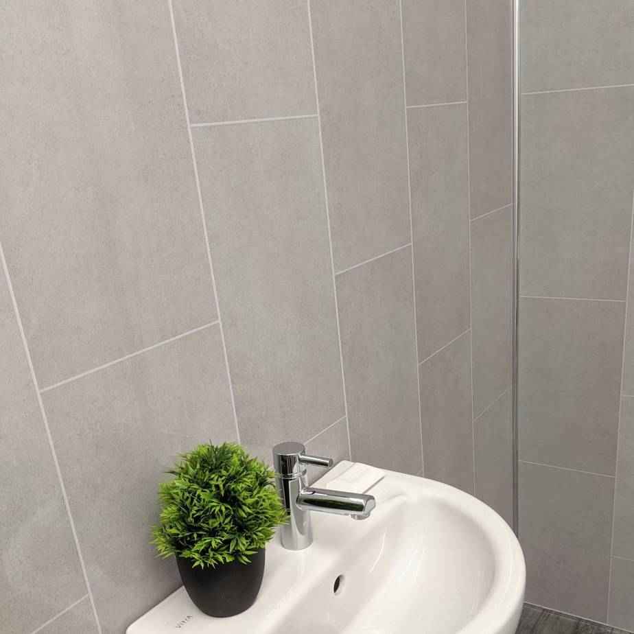 8mm Klasic Grey Tile Effect Bathroom Wall Panel - Pack of 4