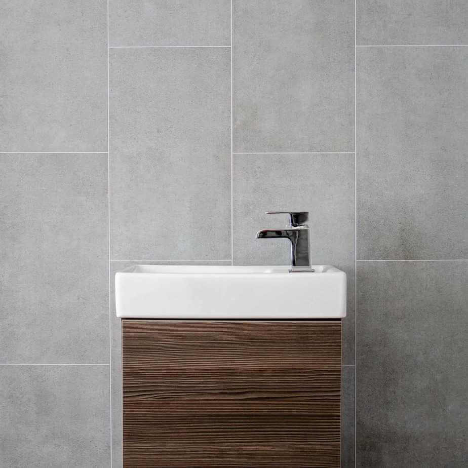8mm Modern Grey Tile Effect Bathroom Wall Panel - Pack of 4 - Wall Forma
