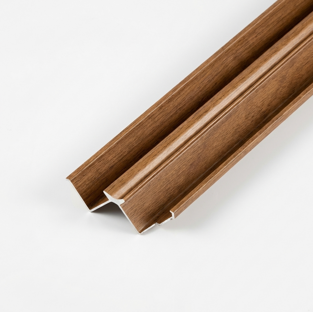 Royal Oak Wood Veneer Panel – 9x4 ft, 8 mm, Fireproof, Waterproof & Scratch-Resistant